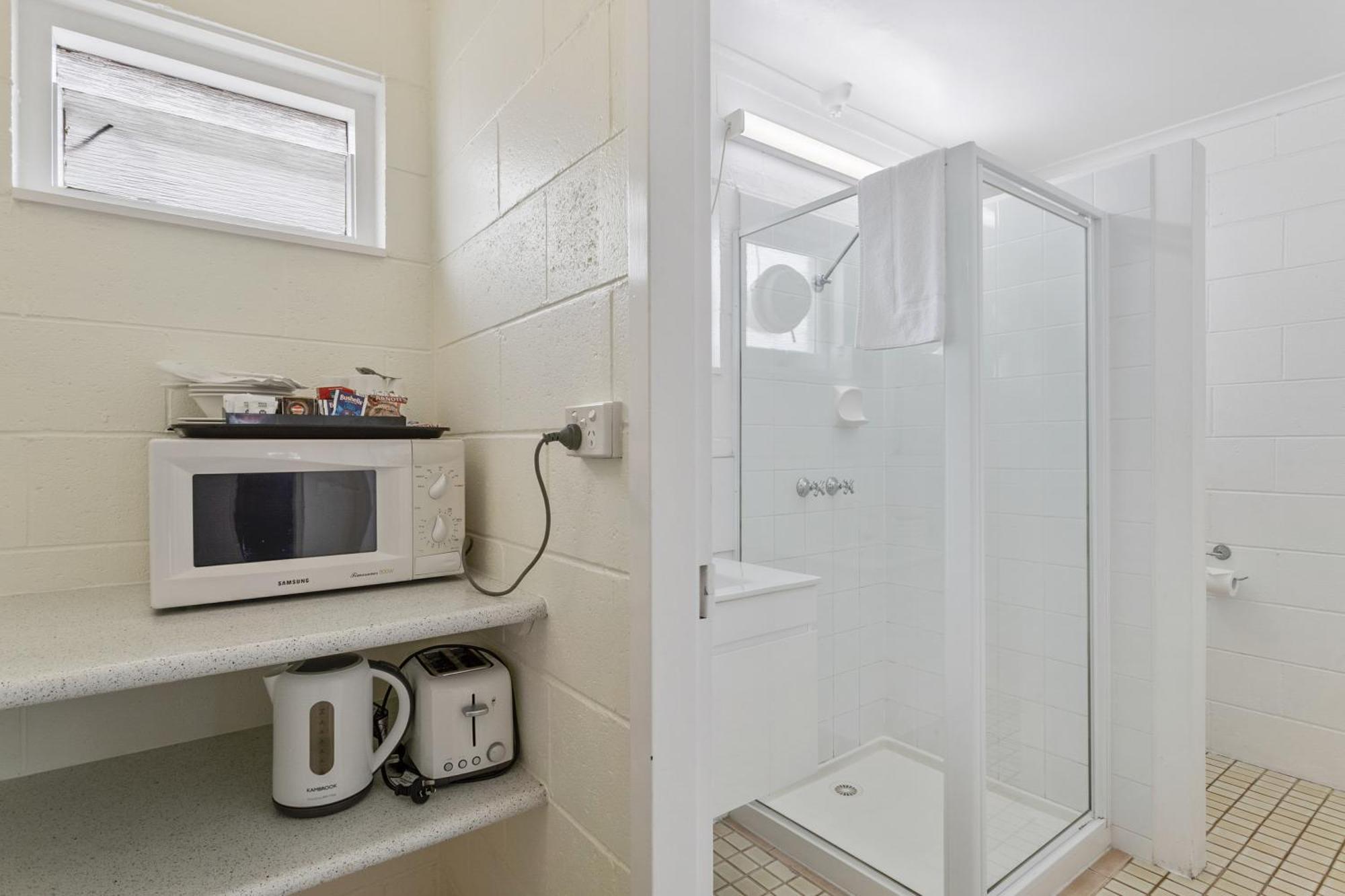 Martin Cash Motel Hobart Room photo